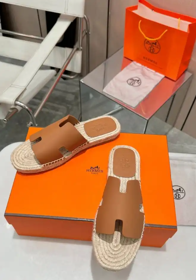 hype Hermes Slippers