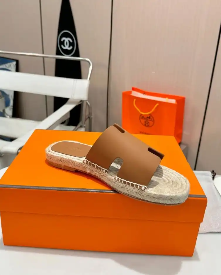 hype Hermes Slippers