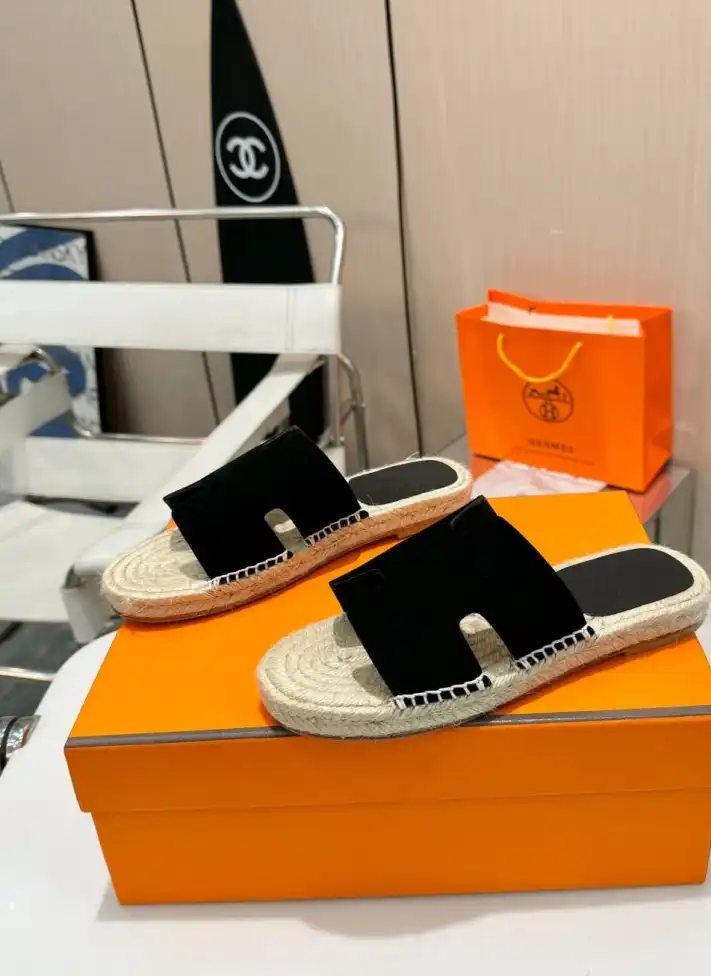 hype Hermes Slippers