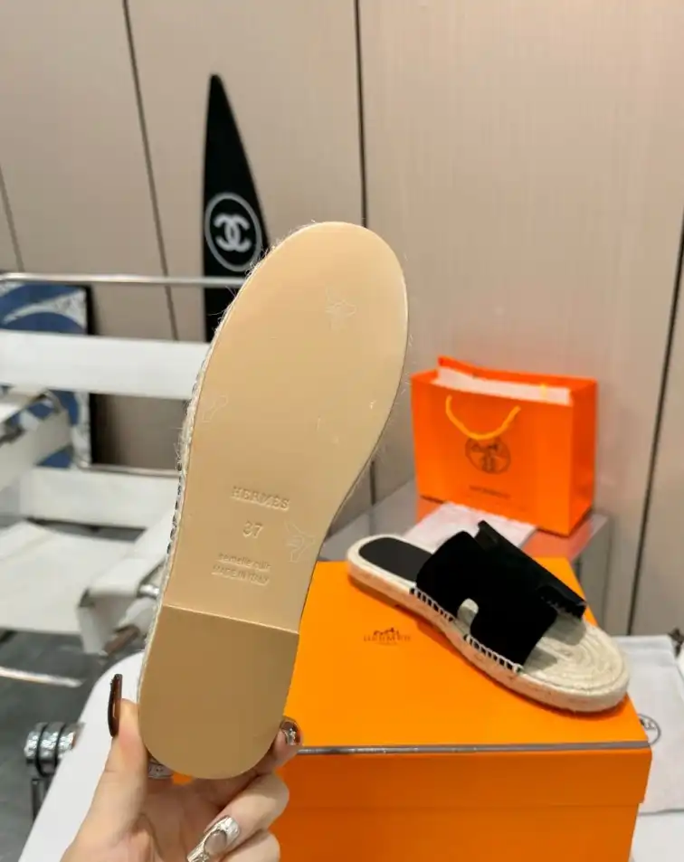 hype Hermes Slippers