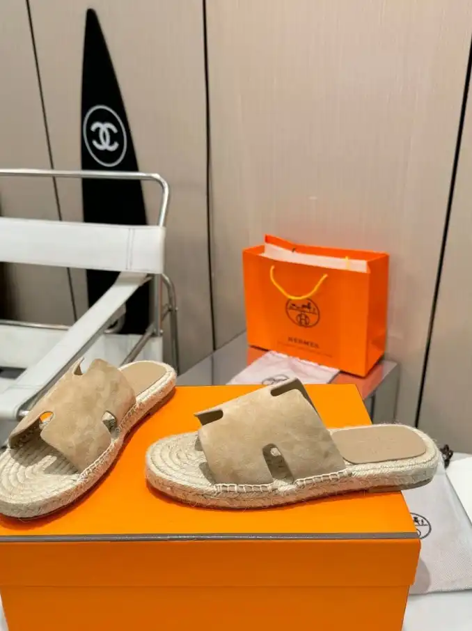 hype Hermes Slippers