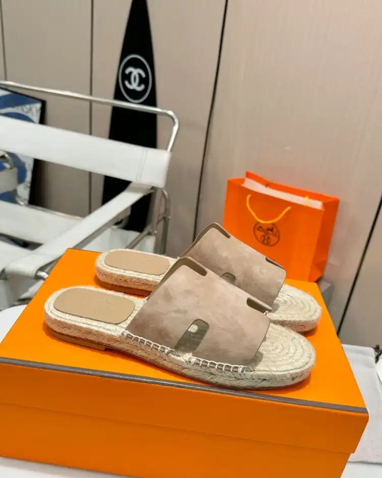 hype Hermes Slippers