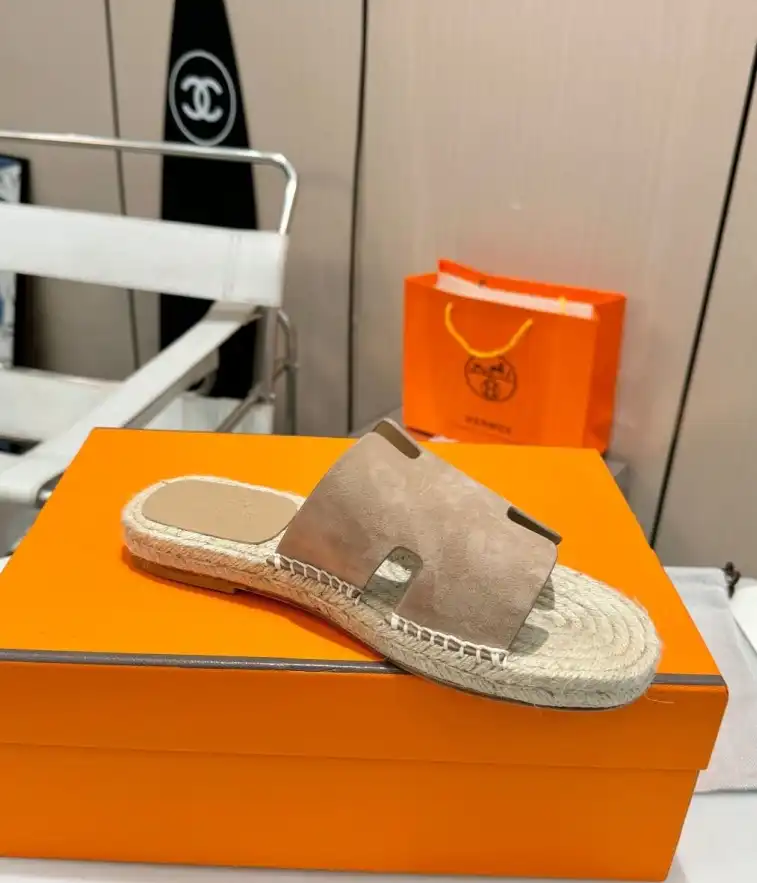 hype Hermes Slippers