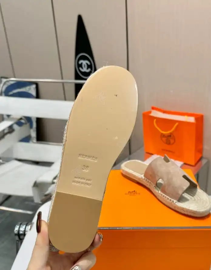 hype Hermes Slippers