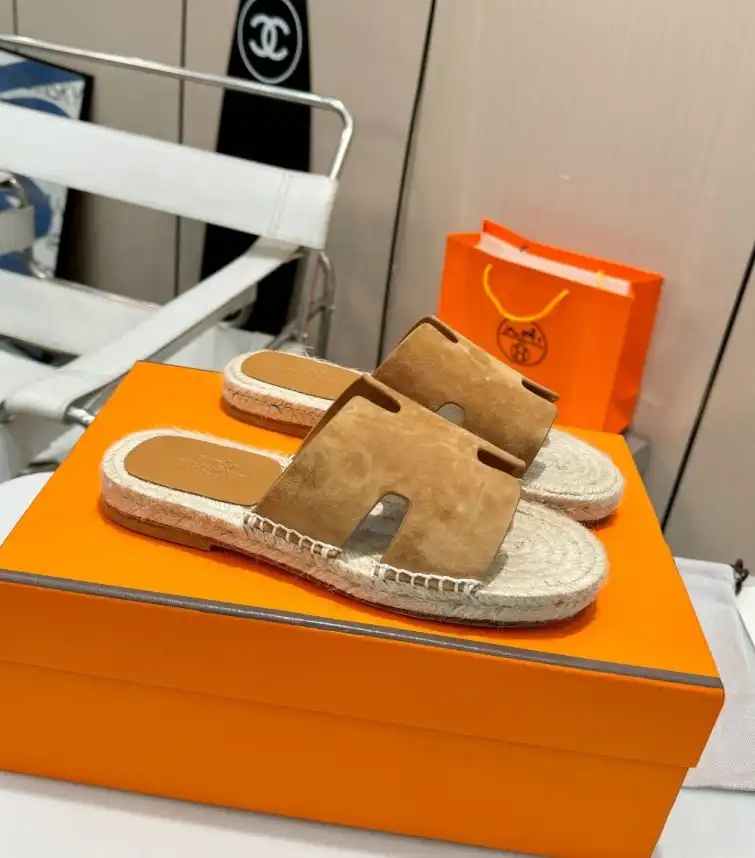 hype Hermes Slippers