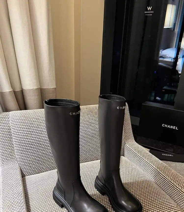 hype Chanel Boots