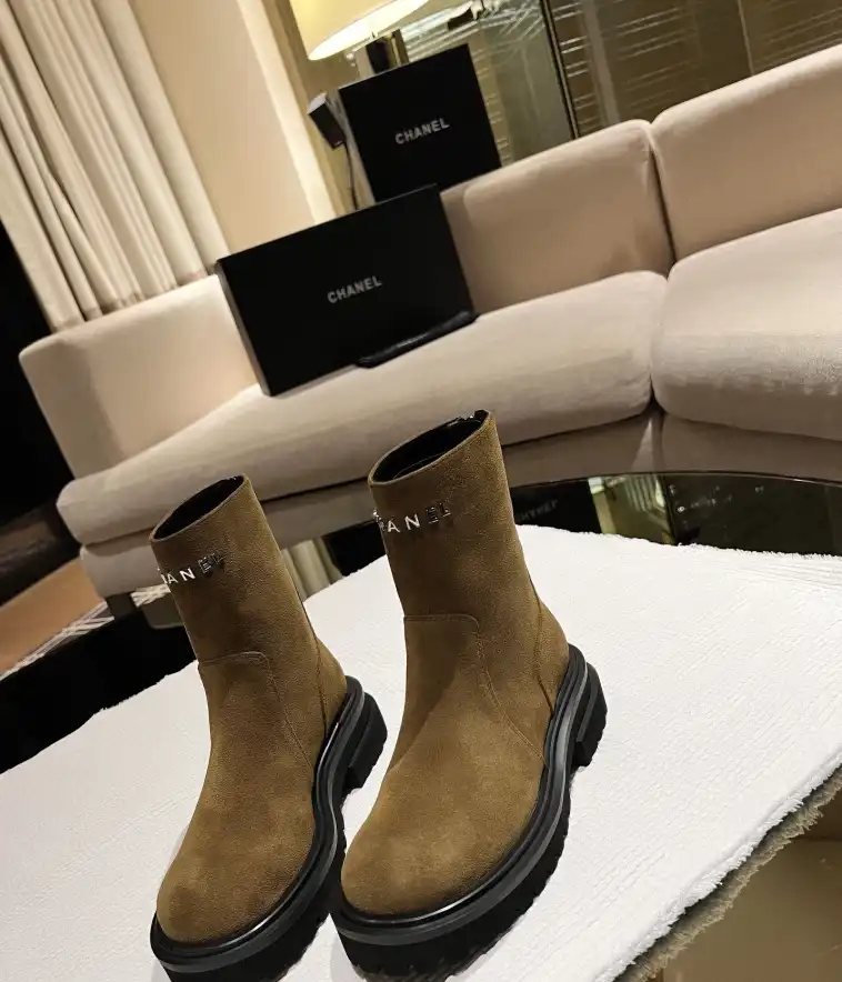 hype Chanel Boots