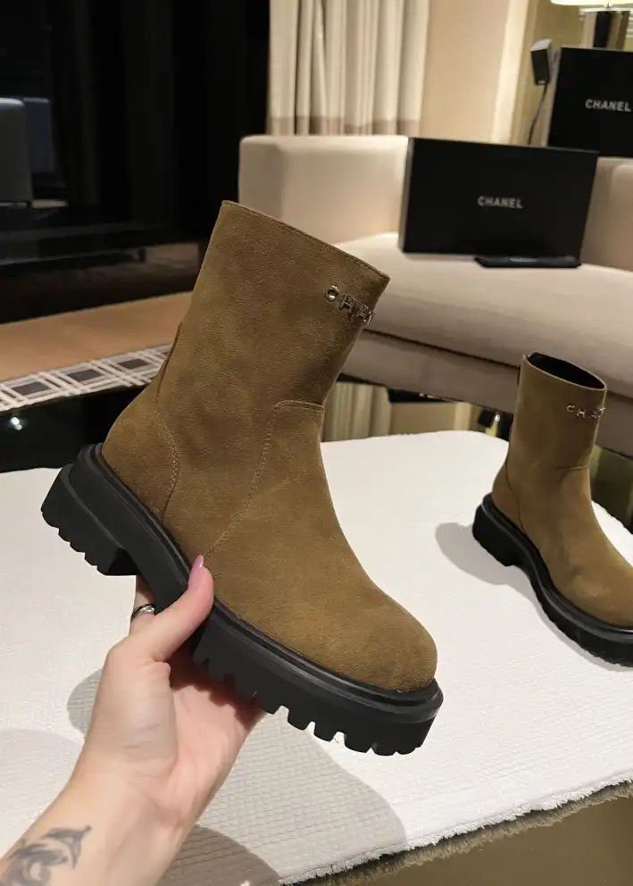 hype Chanel Boots