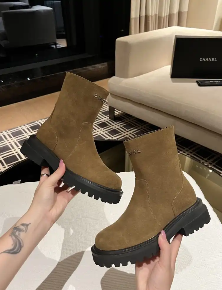 hype Chanel Boots