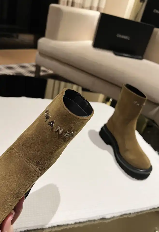 hype Chanel Boots