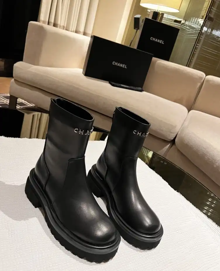 hype Chanel Boots