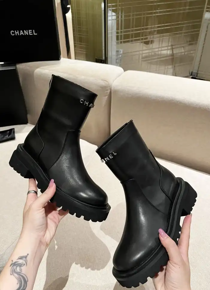 hype Chanel Boots