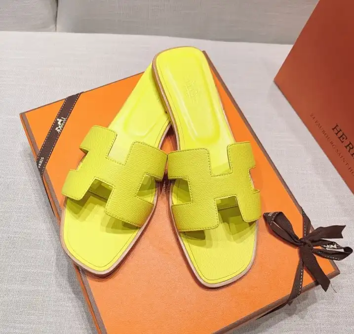 hype Hermes Slippers