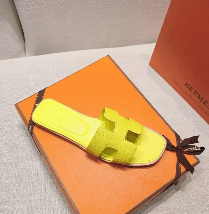 hype Hermes Slippers