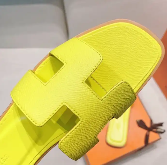 hype Hermes Slippers