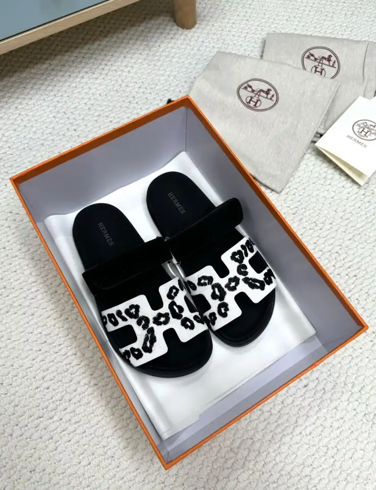 hype Hermes Slippers