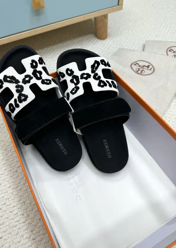 hype Hermes Slippers