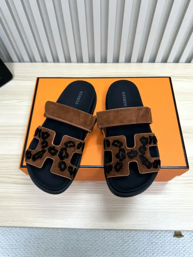 hype Hermes Slippers