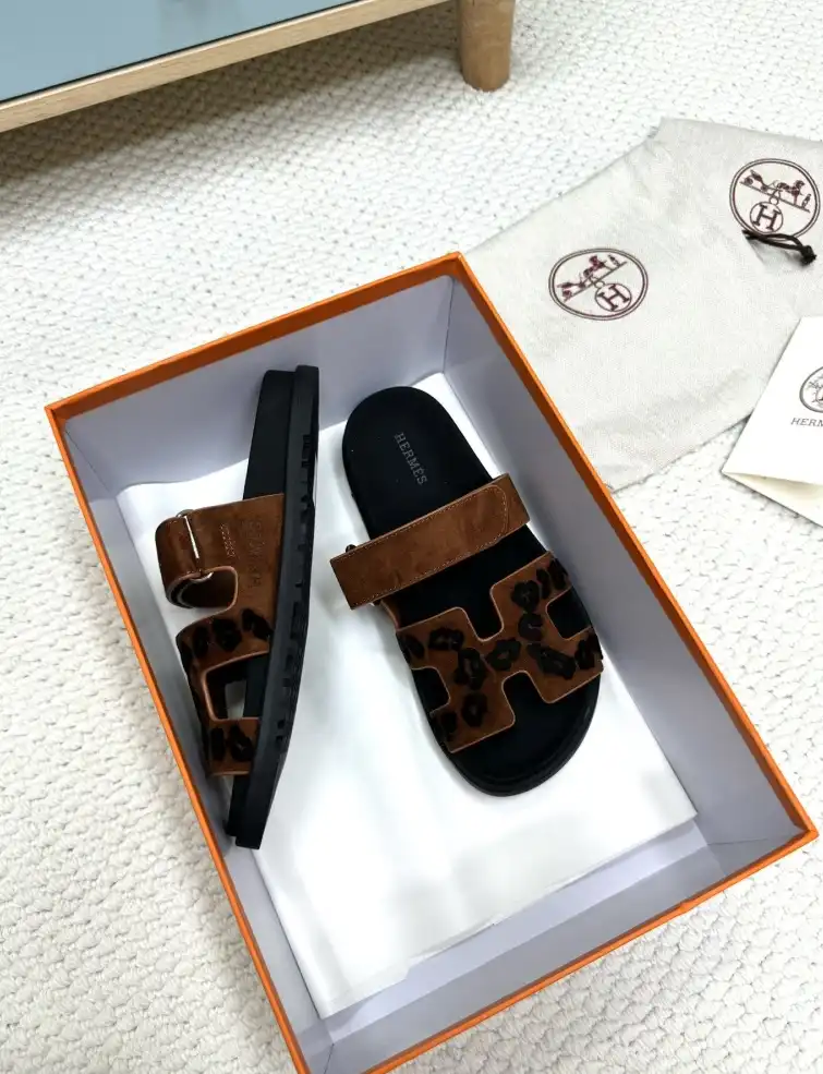 hype Hermes Slippers