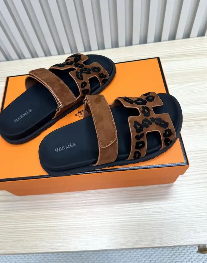 hype Hermes Slippers