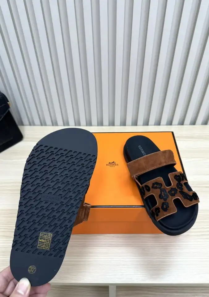 hype Hermes Slippers