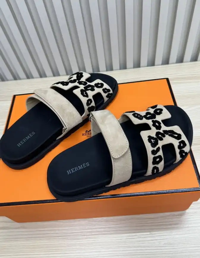 hype Hermes Slippers