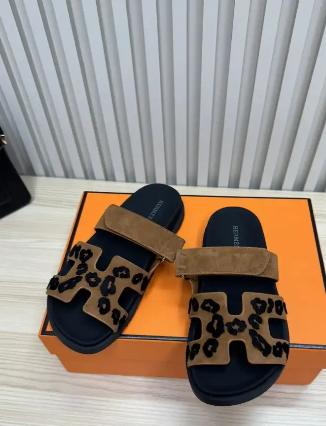 hype Hermes Slippers