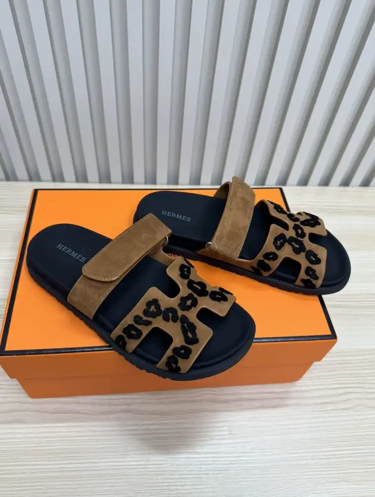 hype Hermes Slippers