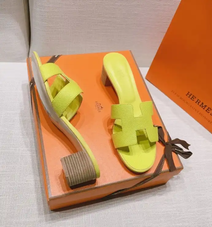 hype Hermes Slippers