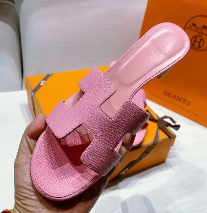 hype Hermes Slippers