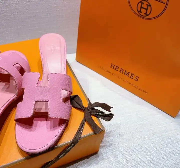 hype Hermes Slippers