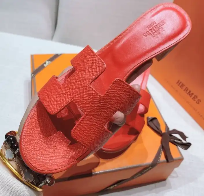 hype Hermes Slippers