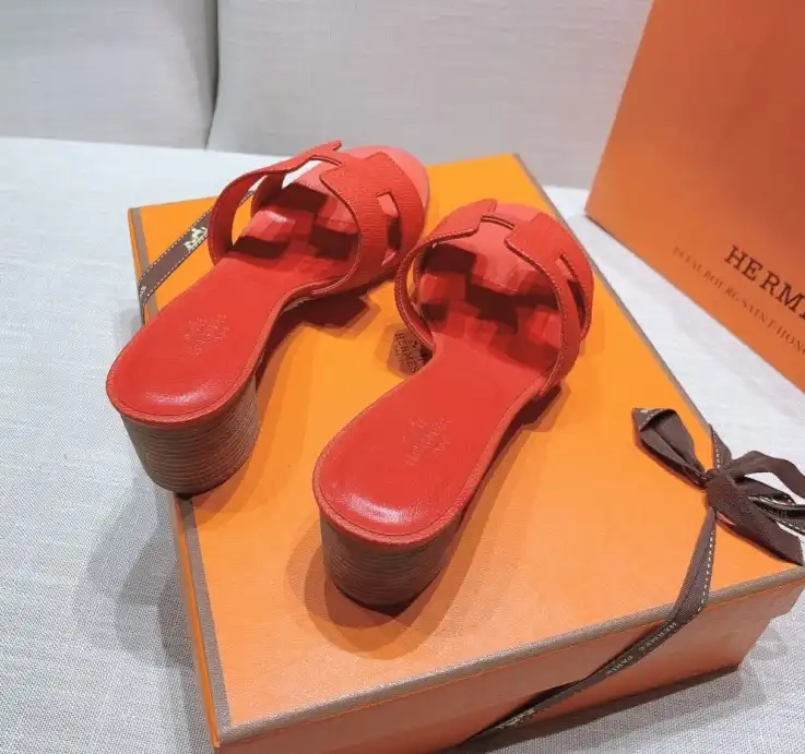 hype Hermes Slippers