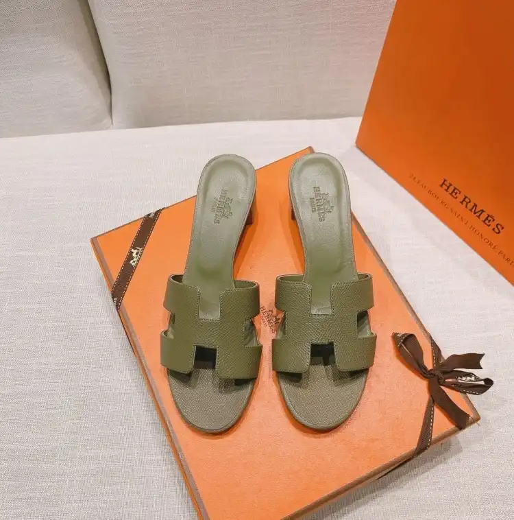 hype Hermes Slippers