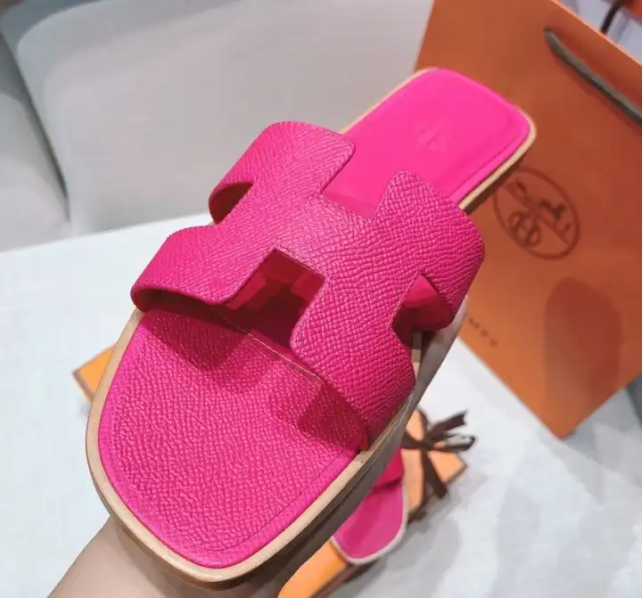 hype Hermes Slippers