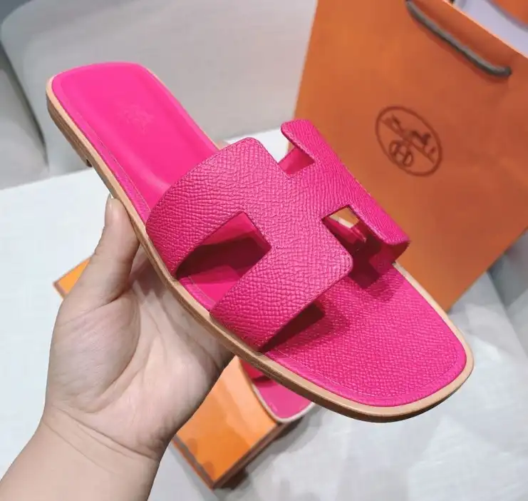 hype Hermes Slippers