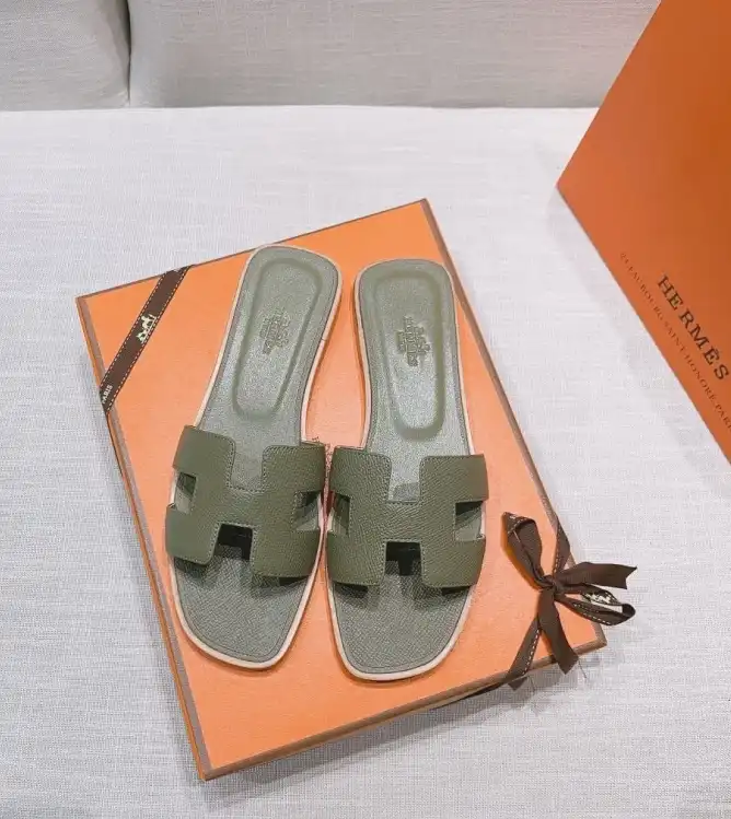 hype Hermes Slippers