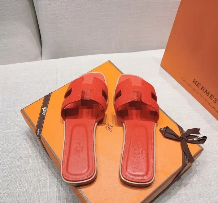 hype Hermes Slippers