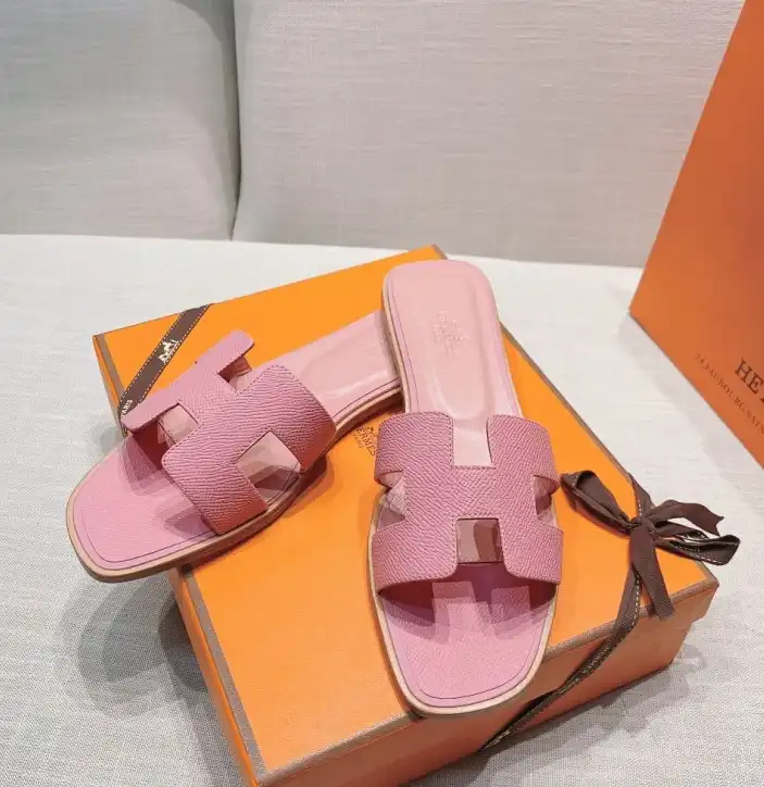 hype Hermes Slippers