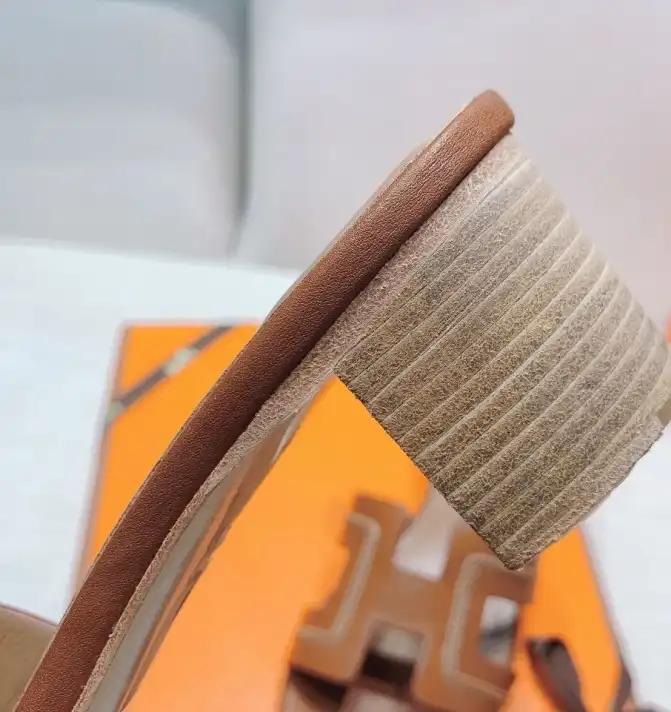 hype Hermes Slippers