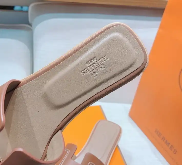 hype Hermes Slippers