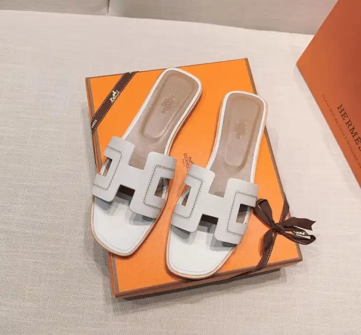 hype Hermes Slippers