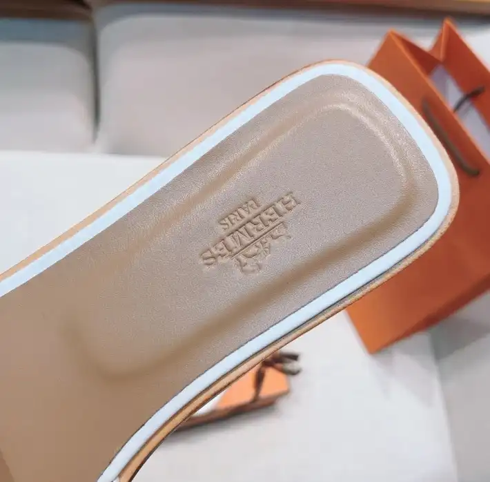 hype Hermes Slippers