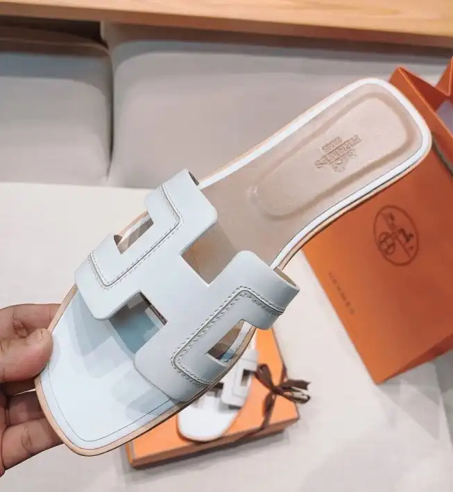 hype Hermes Slippers