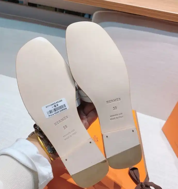 hype Hermes Slippers