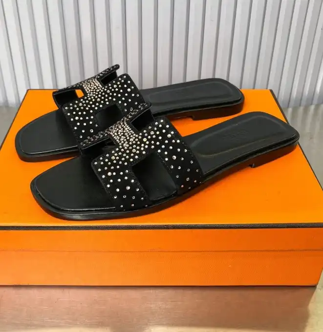 hype Hermes Slippers