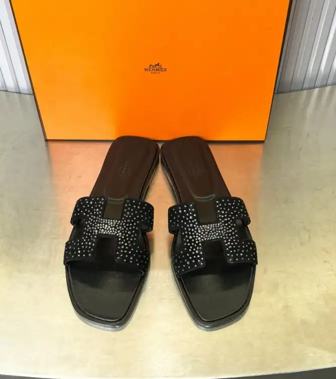 hype Hermes Slippers