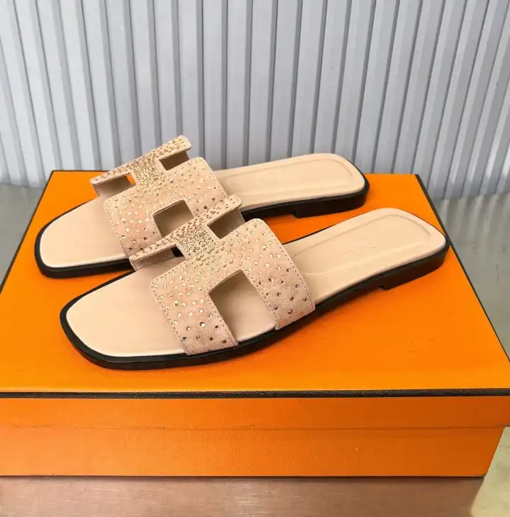 hype Hermes Slippers