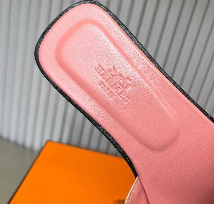 hype Hermes Slippers