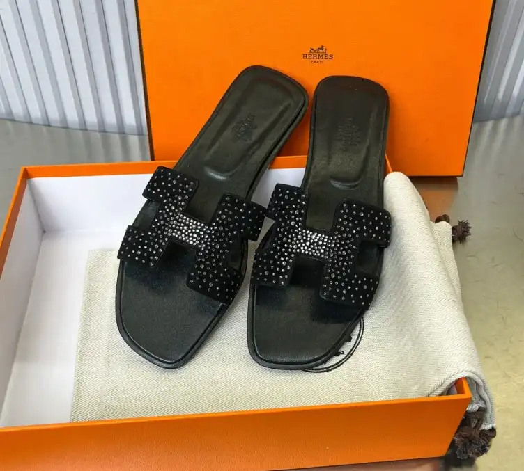 hype Hermes Slippers